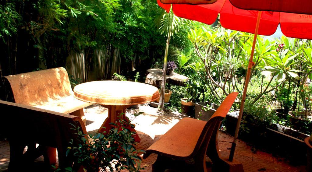 Firefly Guesthouse - The Berlin Angkor Siem Reap Eksteriør bilde