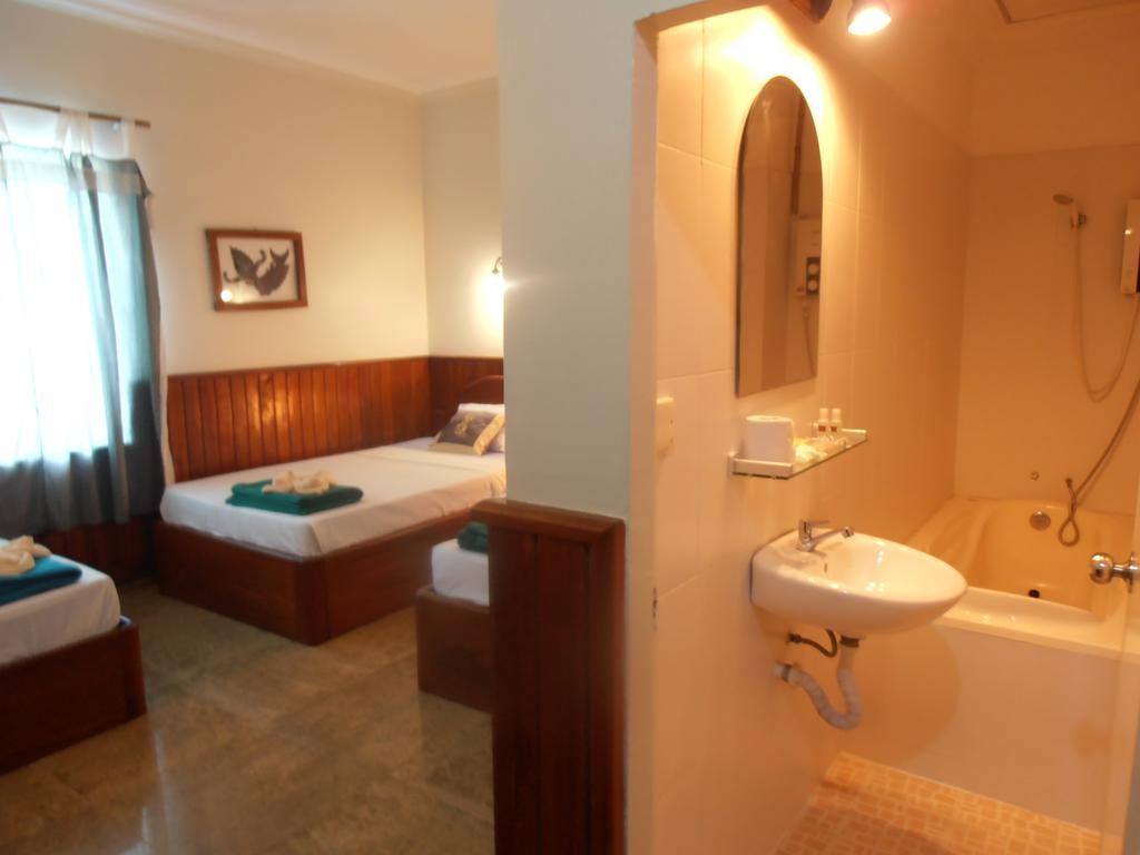 Firefly Guesthouse - The Berlin Angkor Siem Reap Eksteriør bilde