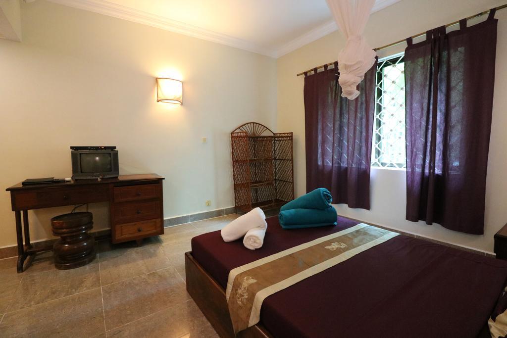 Firefly Guesthouse - The Berlin Angkor Siem Reap Eksteriør bilde