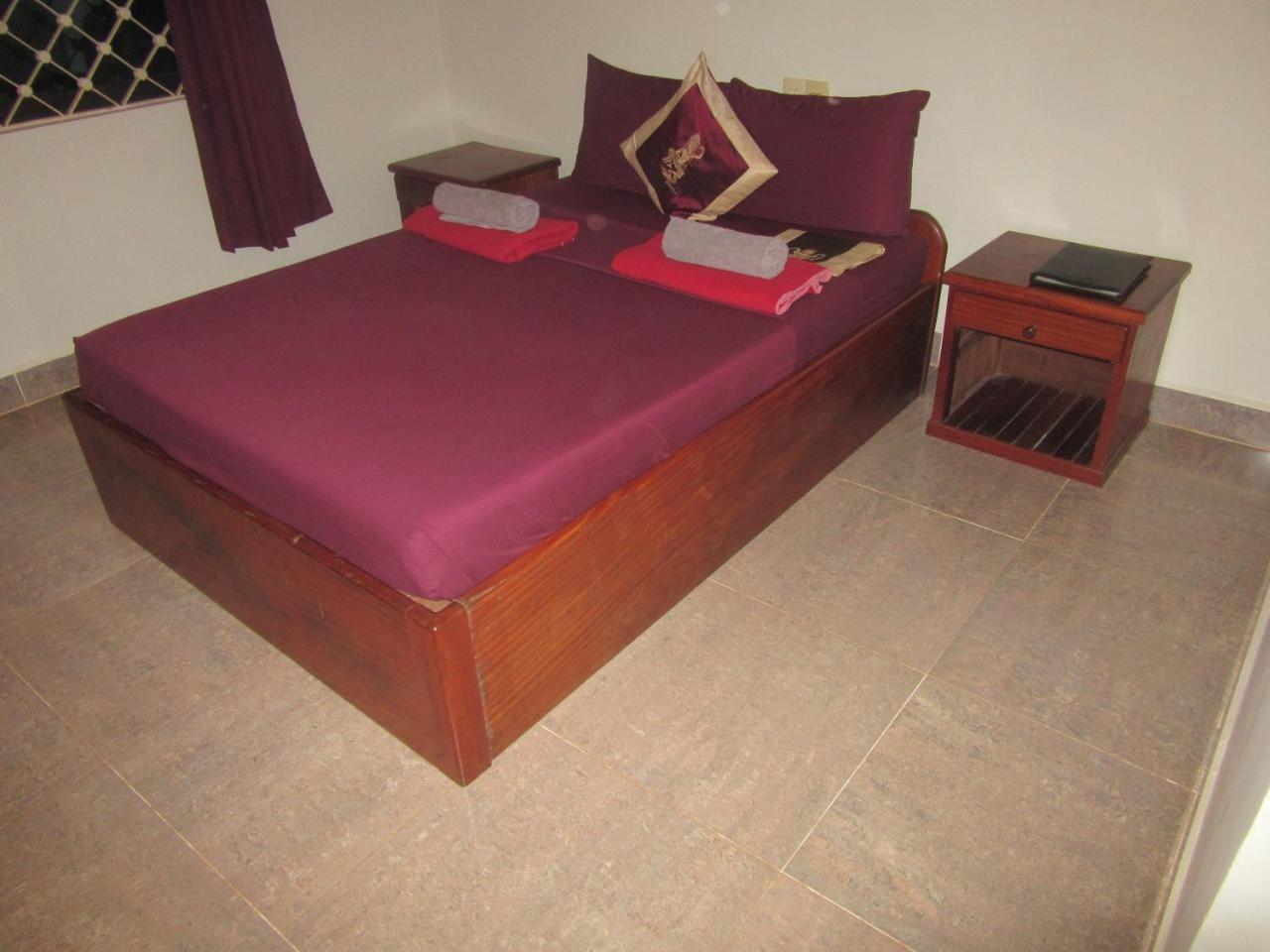 Firefly Guesthouse - The Berlin Angkor Siem Reap Eksteriør bilde